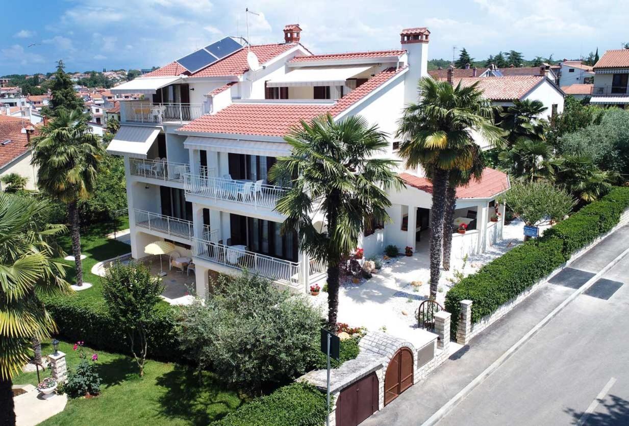 Apartments Mina Poreč Eksteriør billede