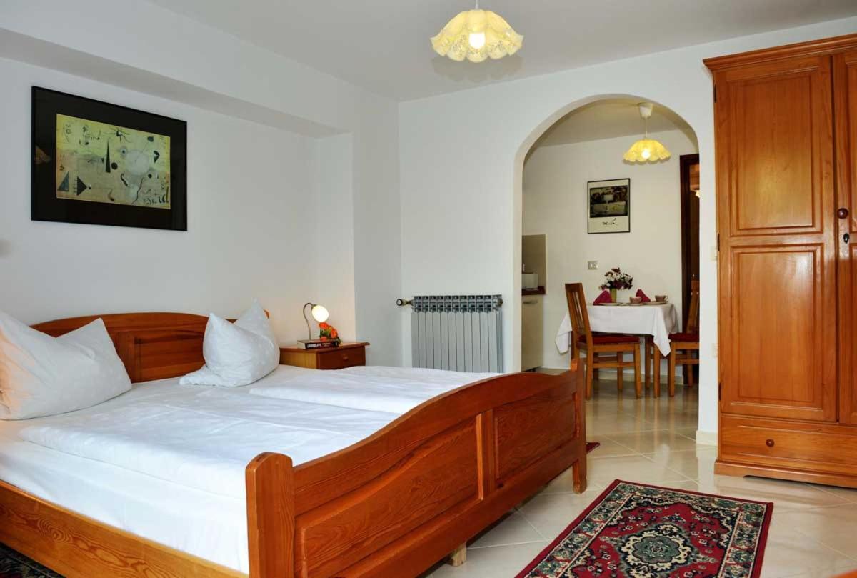 Apartments Mina Poreč Eksteriør billede